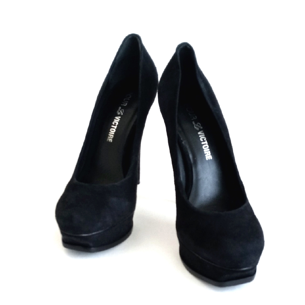 Pour La Victotoire Black Suede Women's Platform 5” Heel Pumps 7.5